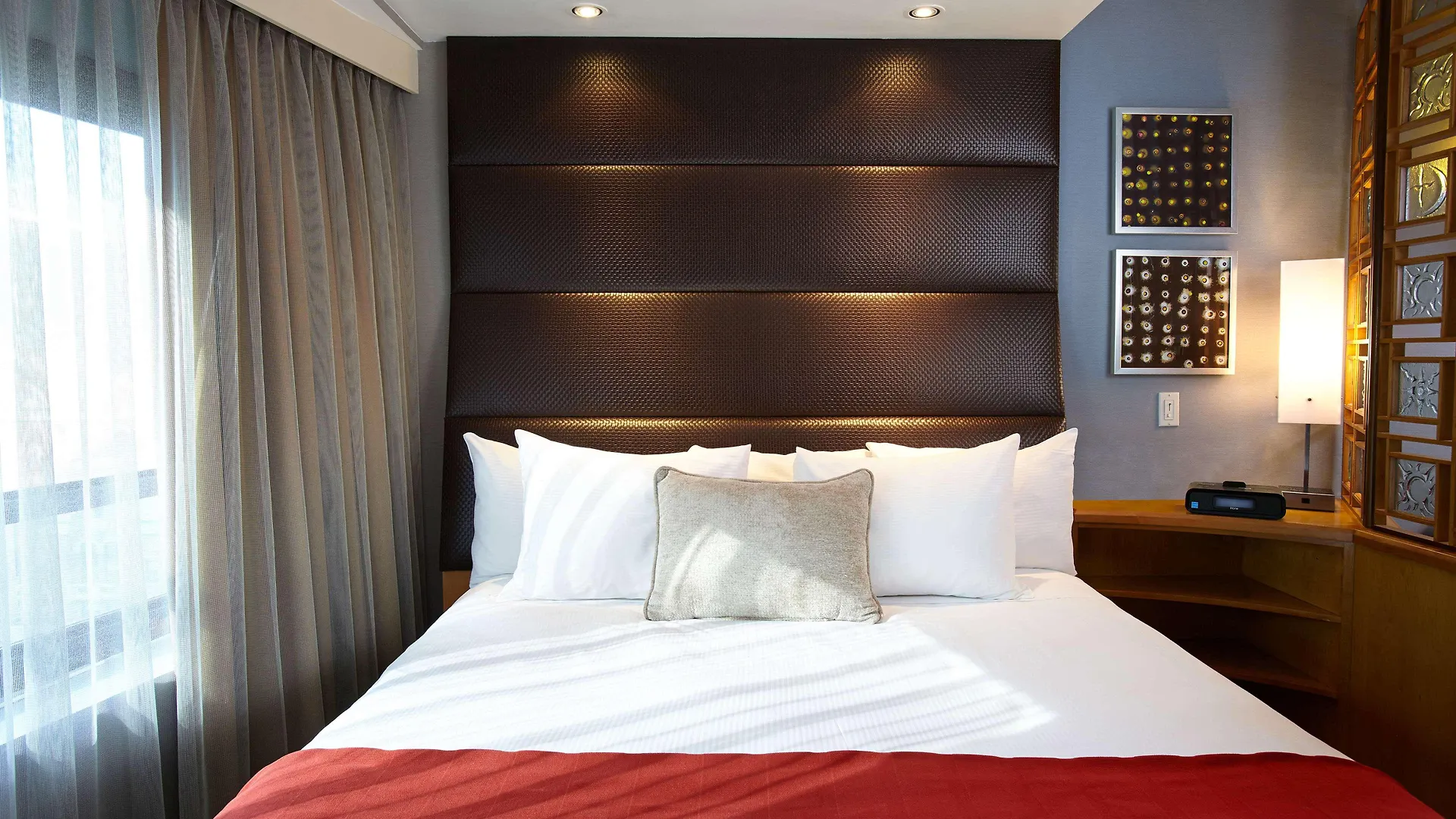 Hilton Club New York Hotel